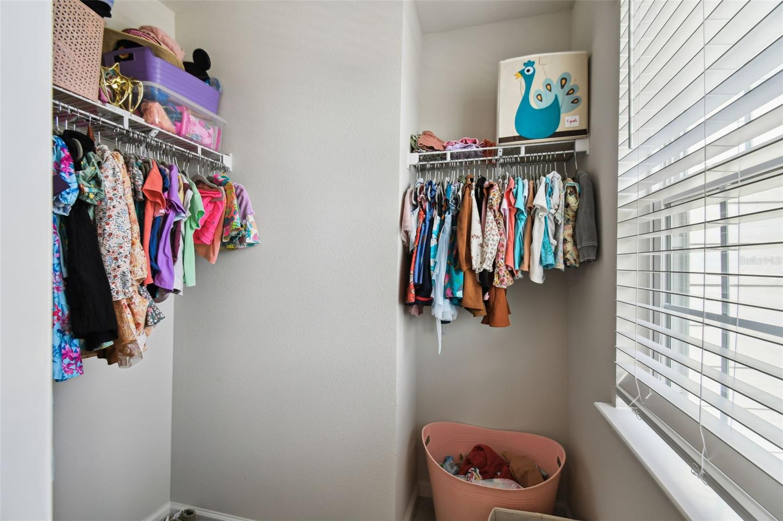 Image 21 of 42 For 2056 Airedale Way