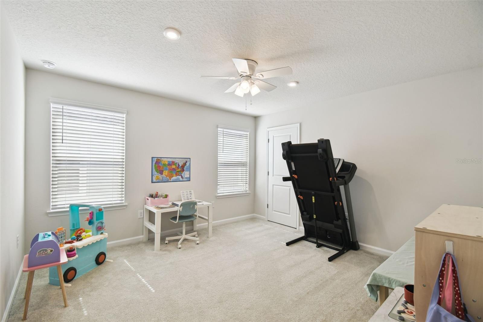 Image 24 of 42 For 2056 Airedale Way