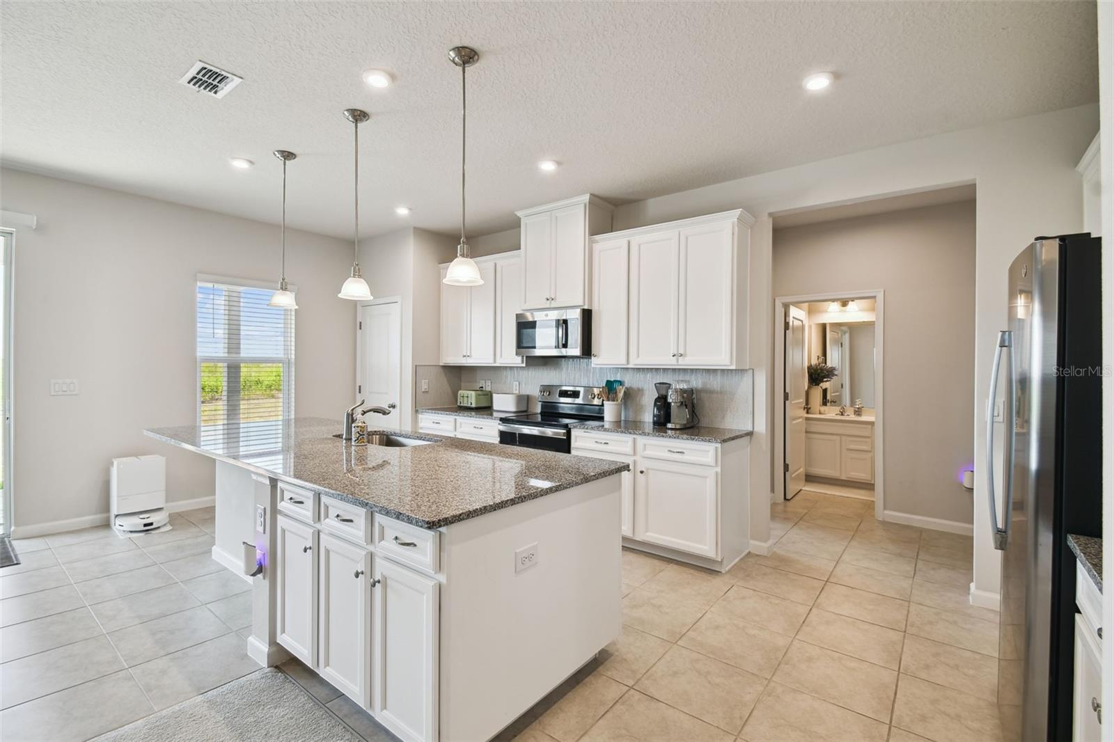 Image 7 of 42 For 2056 Airedale Way