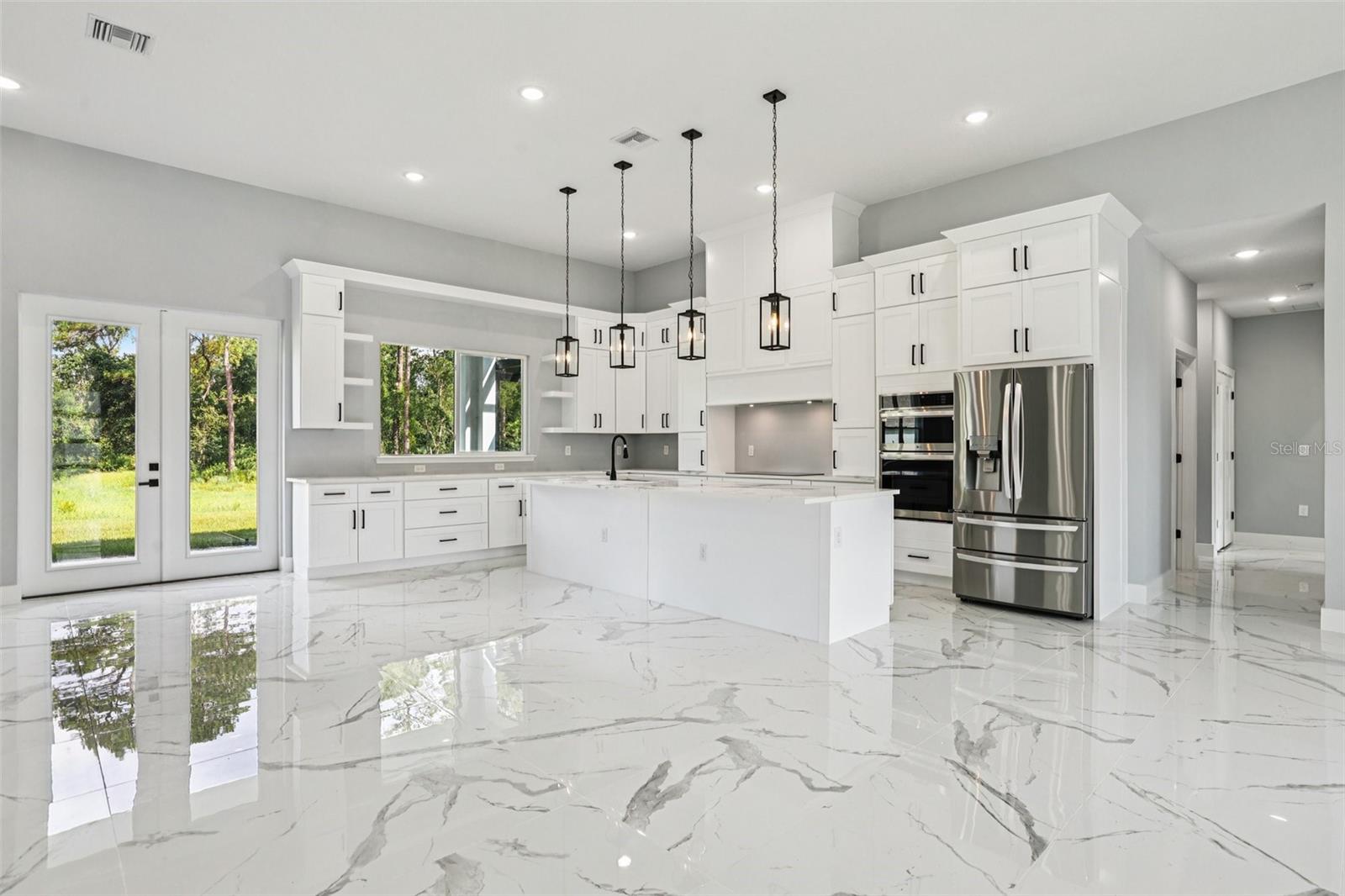 Image 20 of 49 For 42157 Tamarac Street