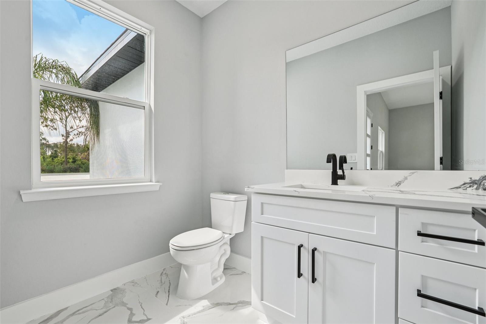 Image 24 of 49 For 42157 Tamarac Street