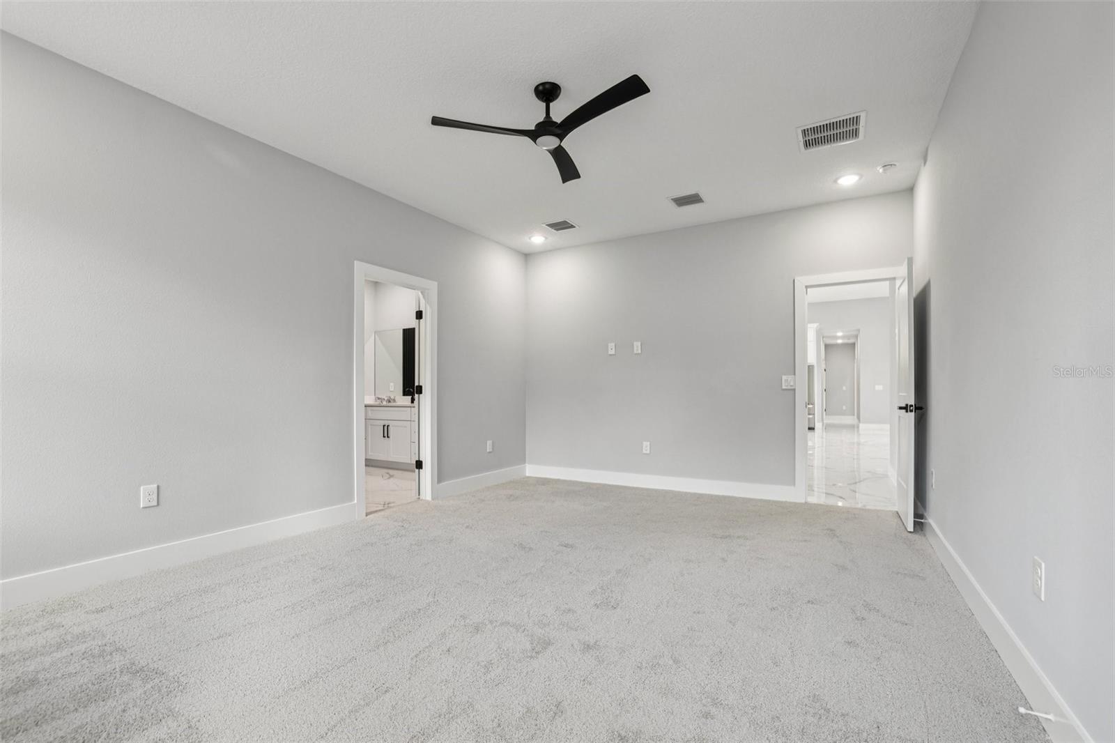Image 32 of 49 For 42157 Tamarac Street