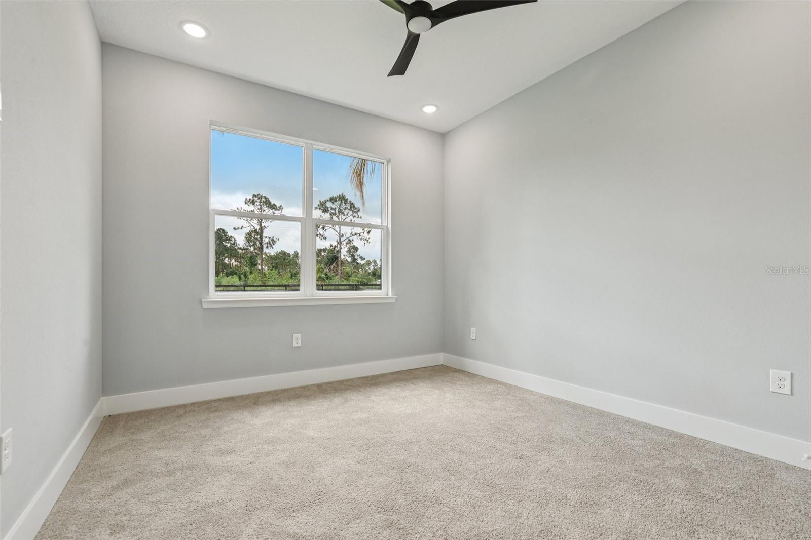 Image 40 of 49 For 42157 Tamarac Street