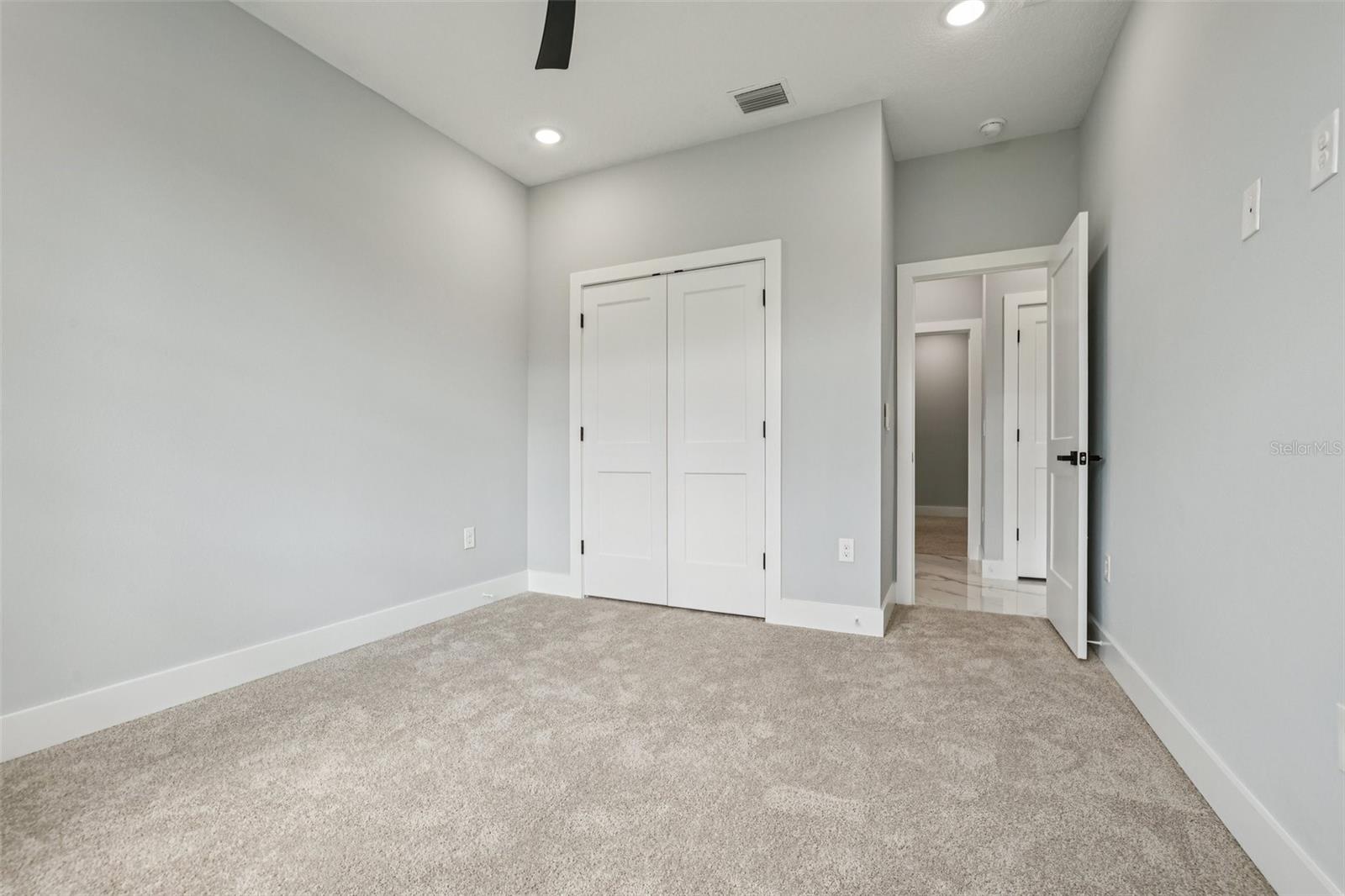 Image 41 of 49 For 42157 Tamarac Street