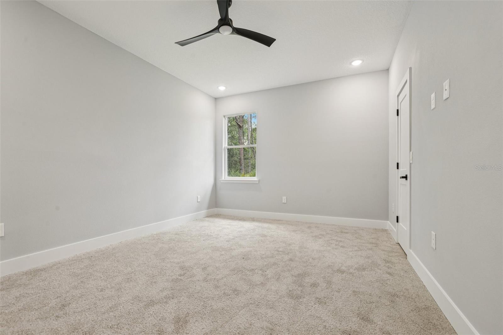 Image 43 of 49 For 42157 Tamarac Street