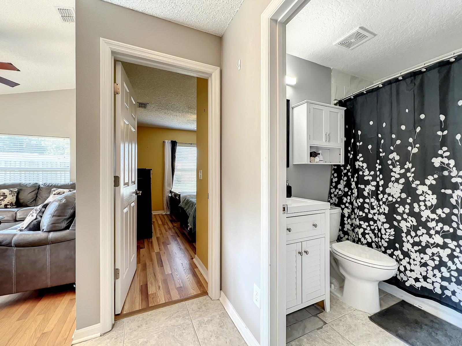 Image 2 of 18 For 1812 Crownwood Drive