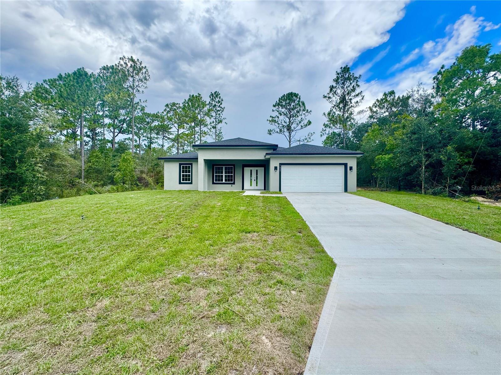 Listing photo id 0 for 7035 Maltese Drive