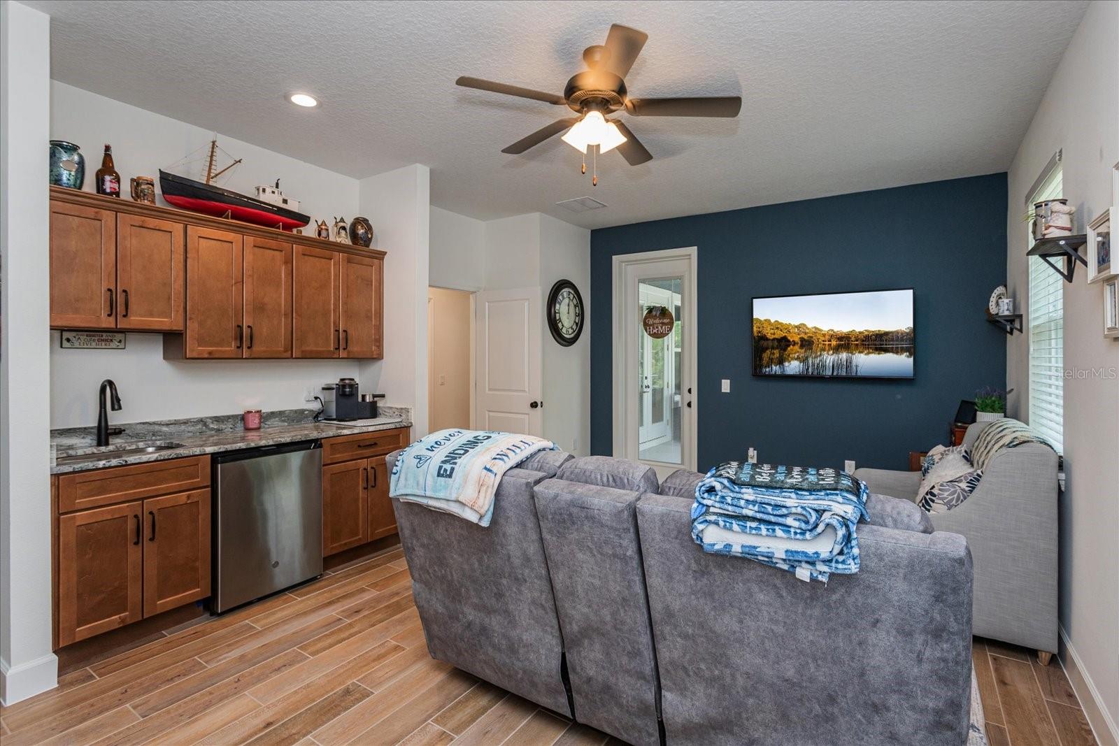 Image 16 of 33 For 1845 Springhead Drive