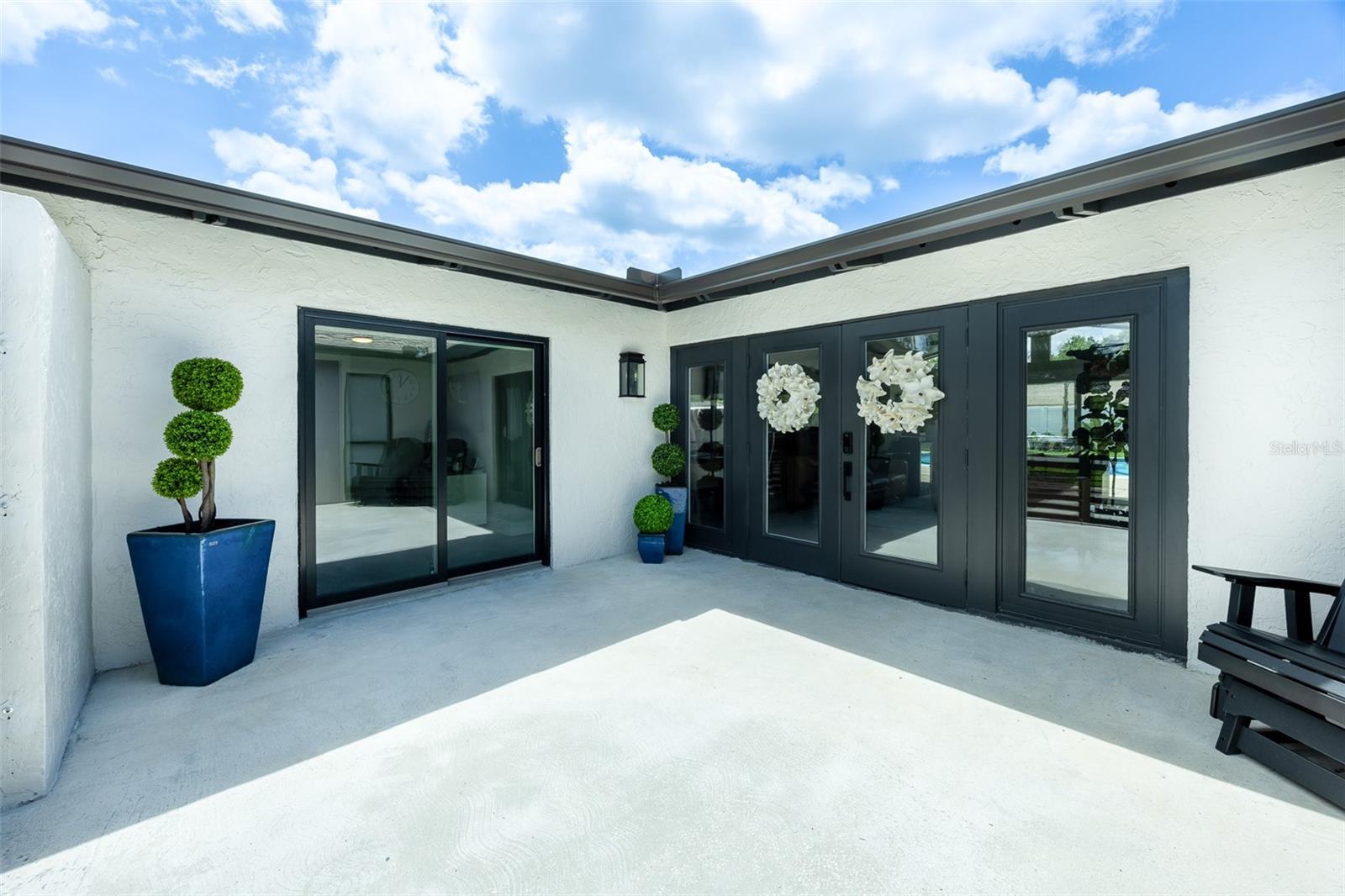Image 3 of 18 For 2952 De Brocy Way