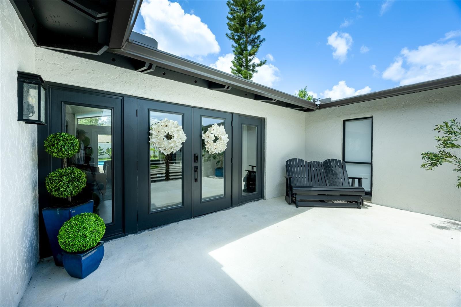 Image 4 of 18 For 2952 De Brocy Way