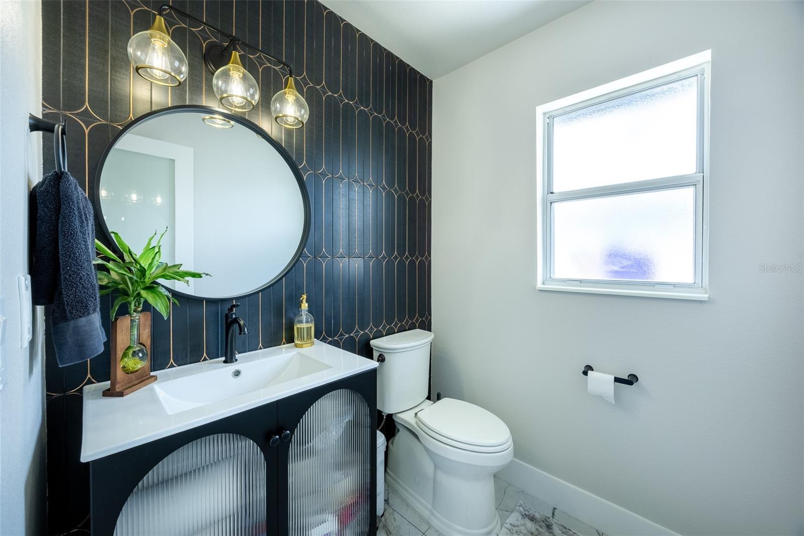 Image 9 of 18 For 2952 De Brocy Way