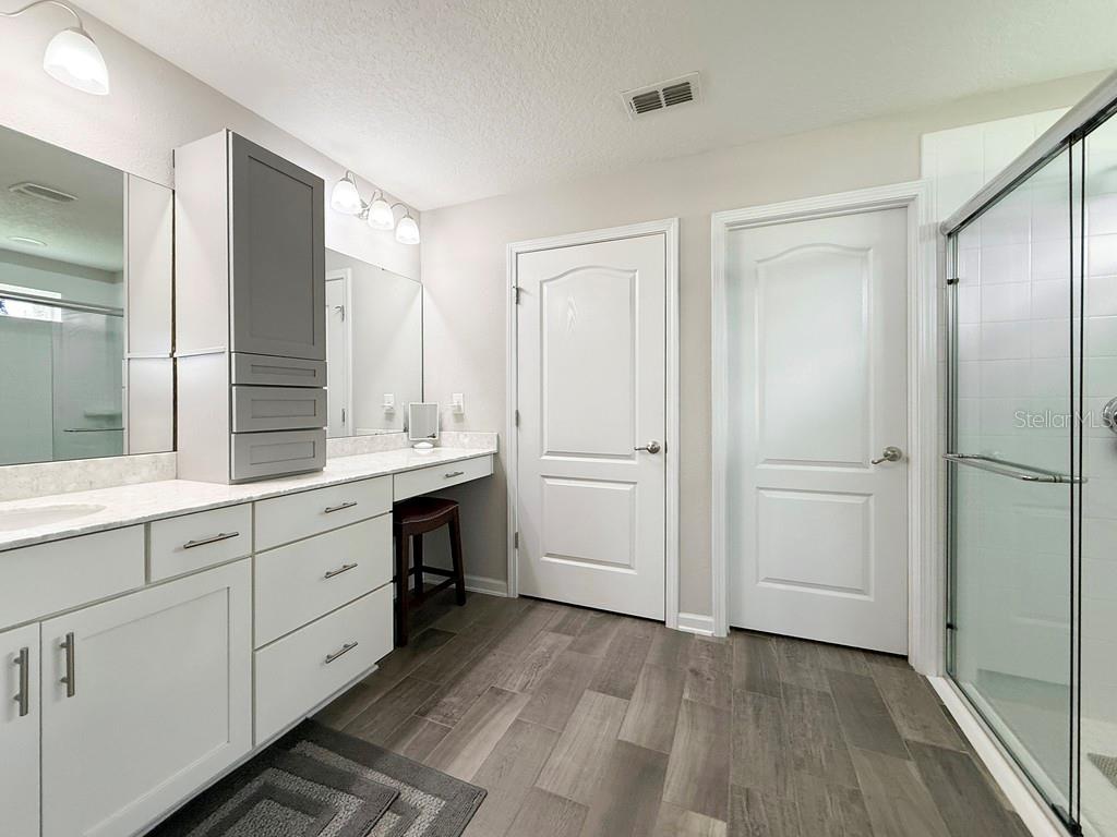 Image 17 of 27 For 83538 Watkins Walk