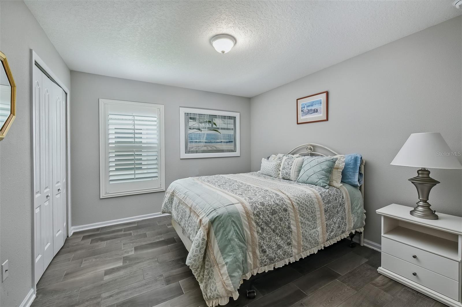 Image 21 of 27 For 83538 Watkins Walk