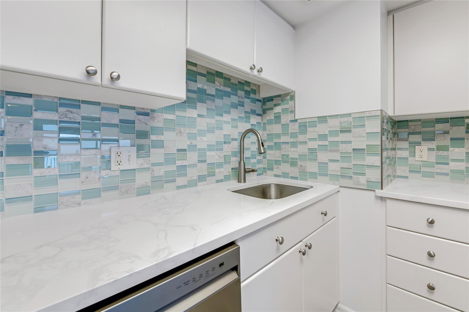 Image 4 of 25 For 2700 Ocean Shore Boulevard 515