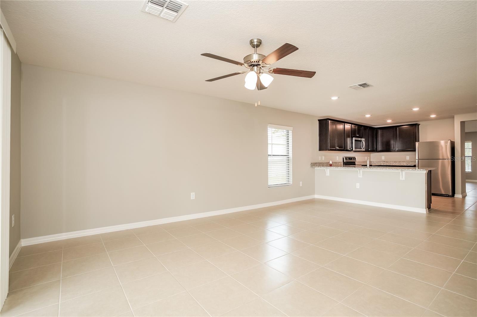 Image 2 of 16 For 208 Hyacinth Court