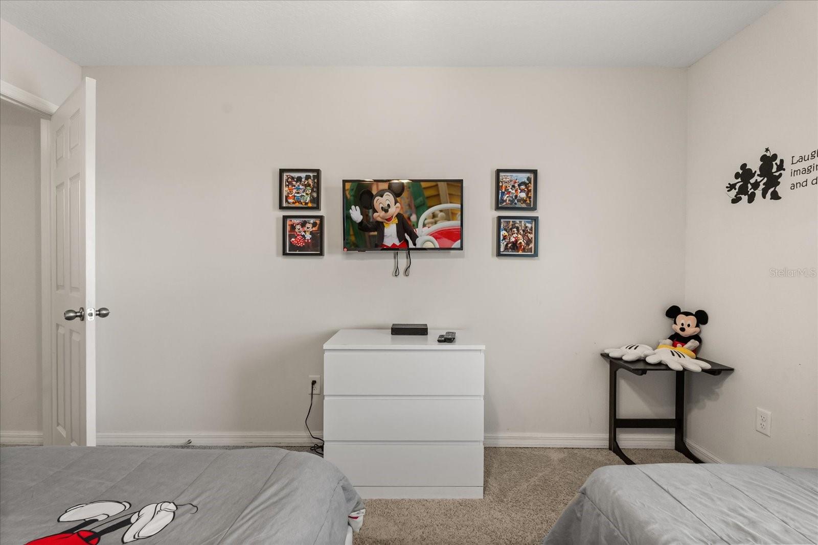 Image 25 of 62 For 1592 Carey Palm Cir