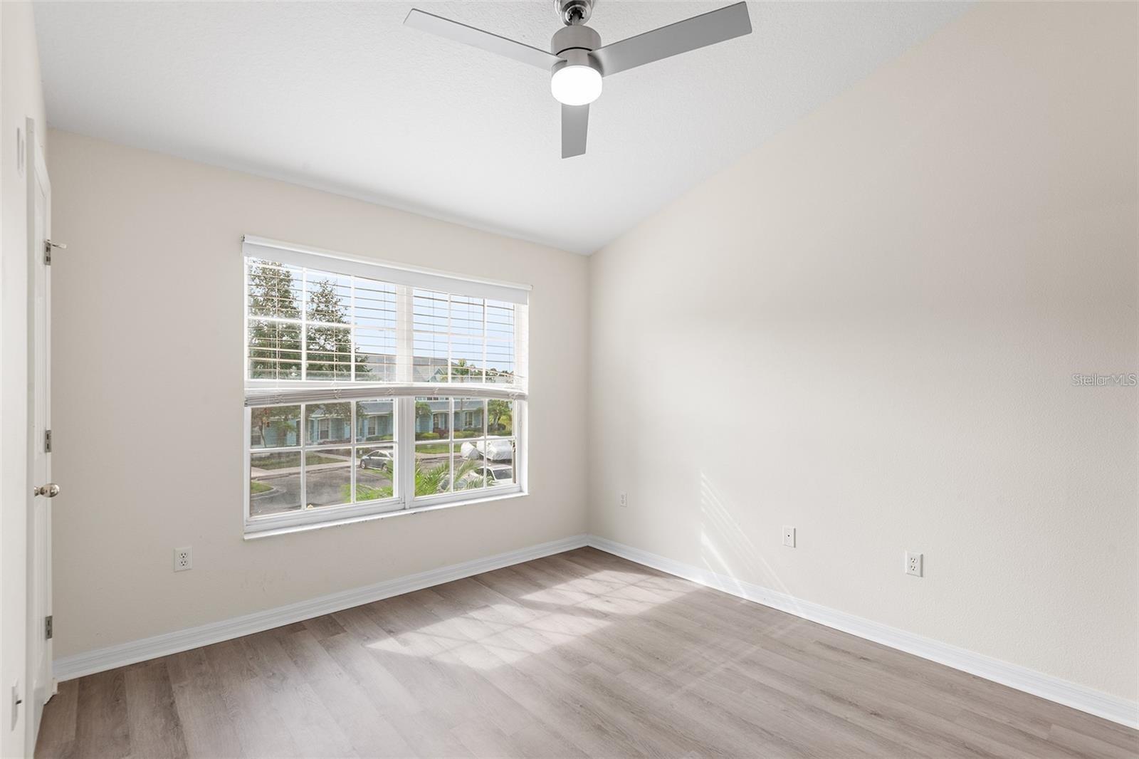 Image 8 of 11 For 11622 Colony Lake Drive