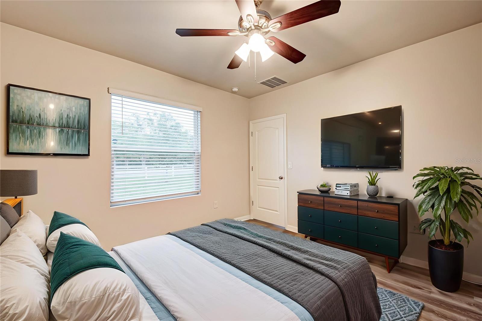 Image 16 of 34 For 3354 Summerdale Way