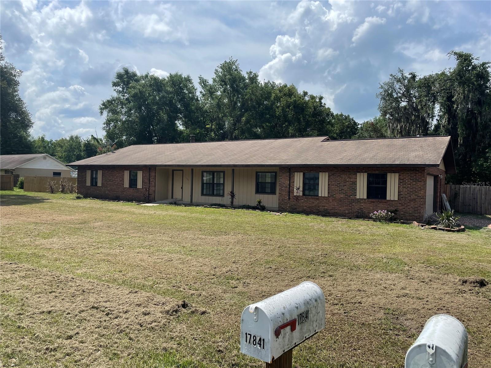 Details for 17836 Palm Street, UMATILLA, FL 32784
