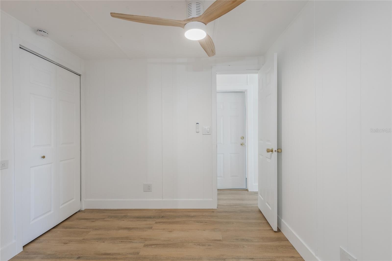 Image 13 of 21 For 814 Roseapple Avenue