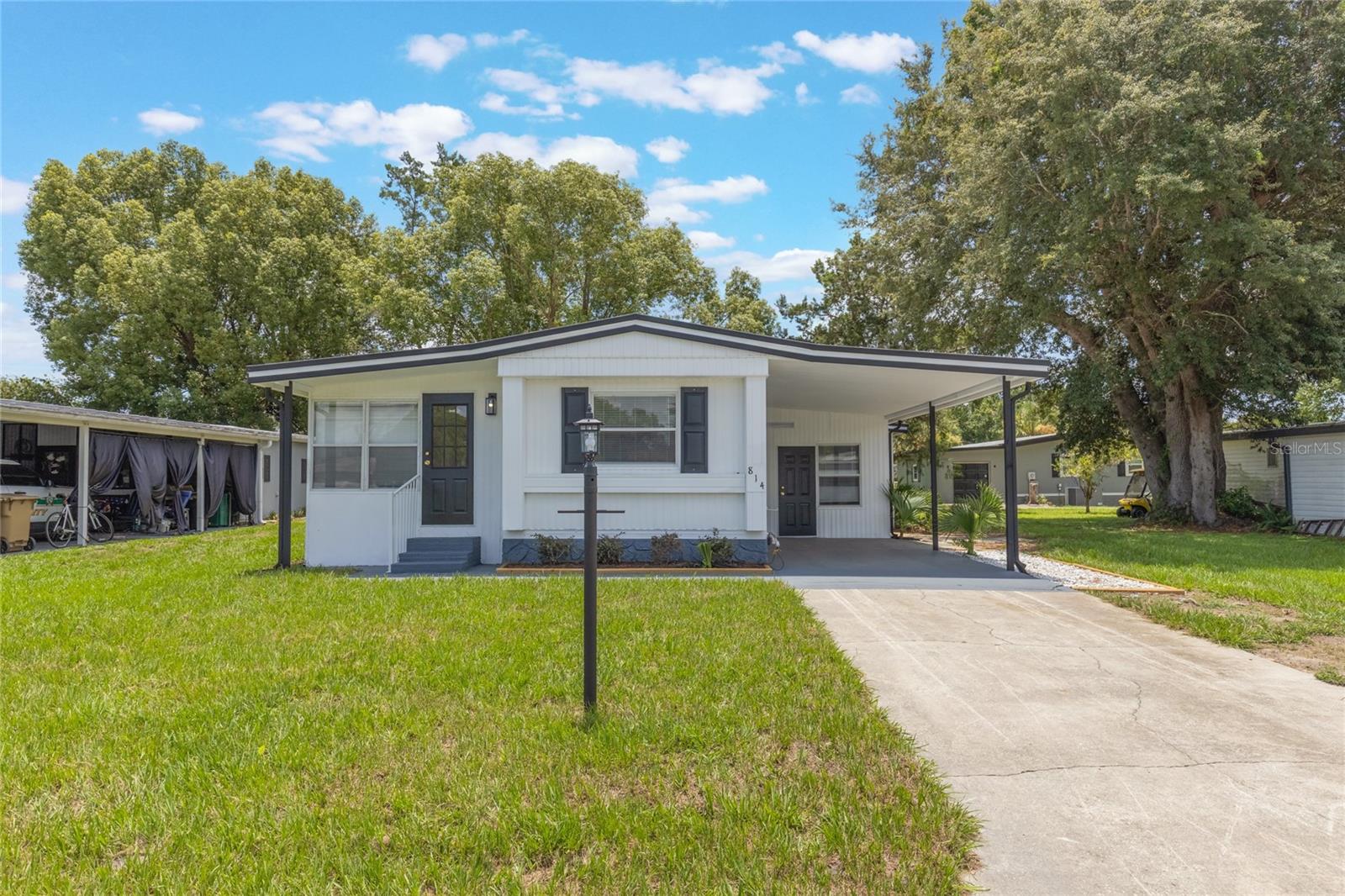 Image 2 of 21 For 814 Roseapple Avenue