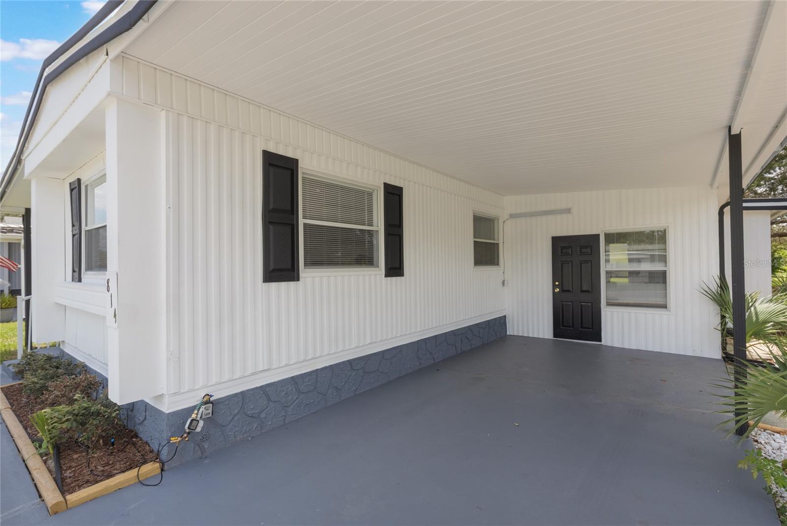 Image 3 of 21 For 814 Roseapple Avenue