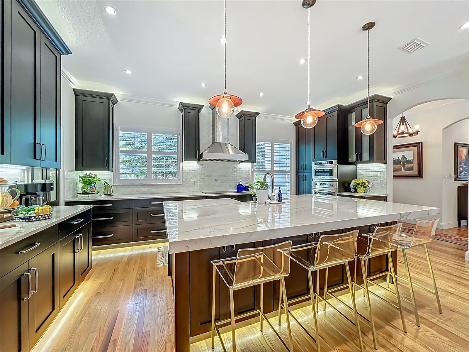 Image 11 of 59 For 1640 Mayfield Avenue
