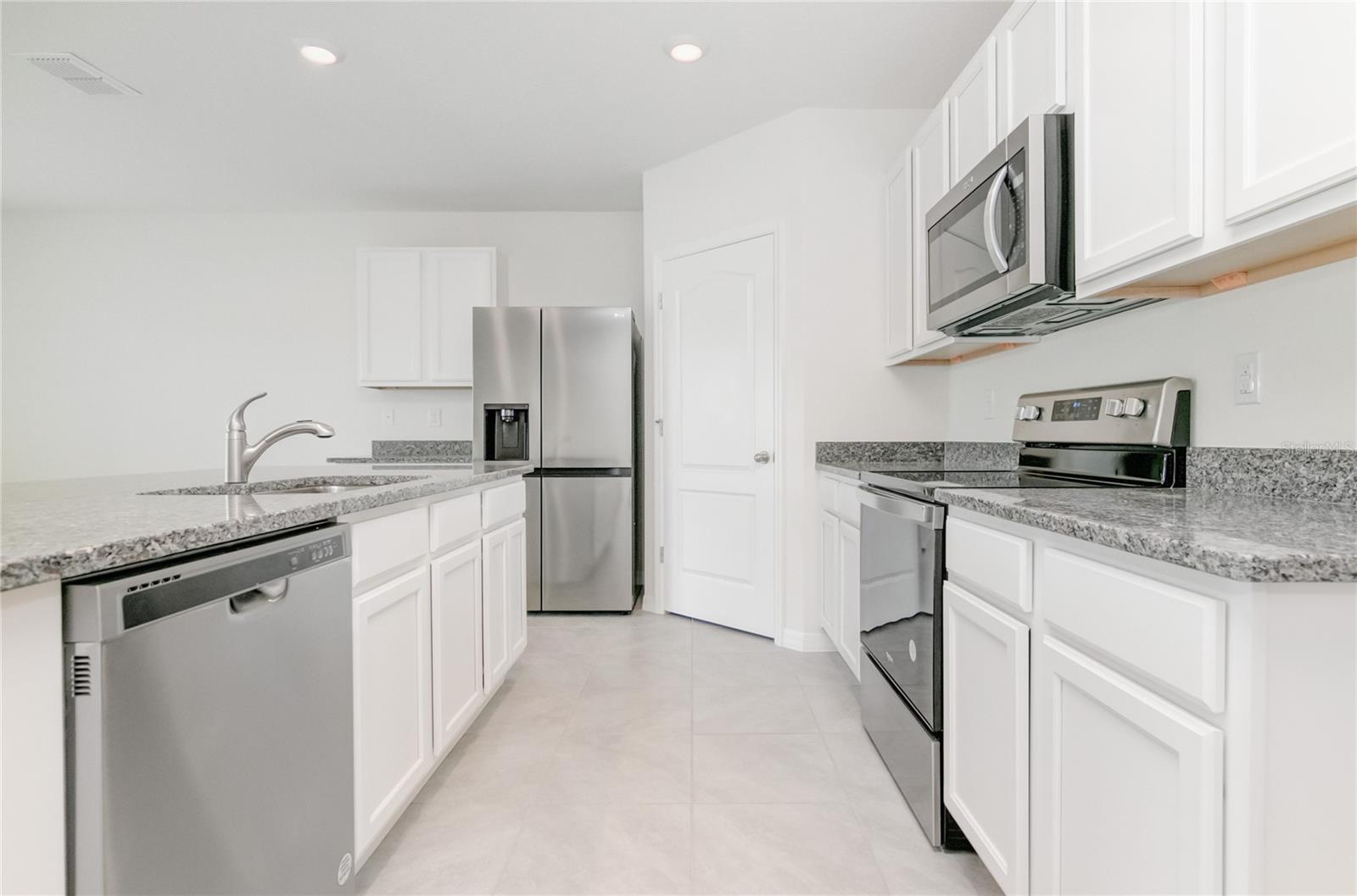 Image 15 of 26 For 2759 Sunnyvale Street