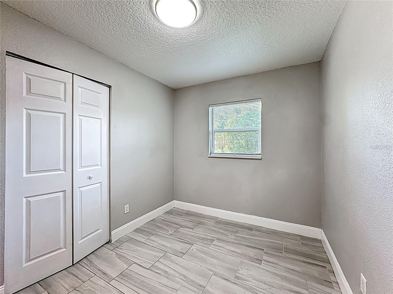 Image 11 of 34 For 611 Durango Way