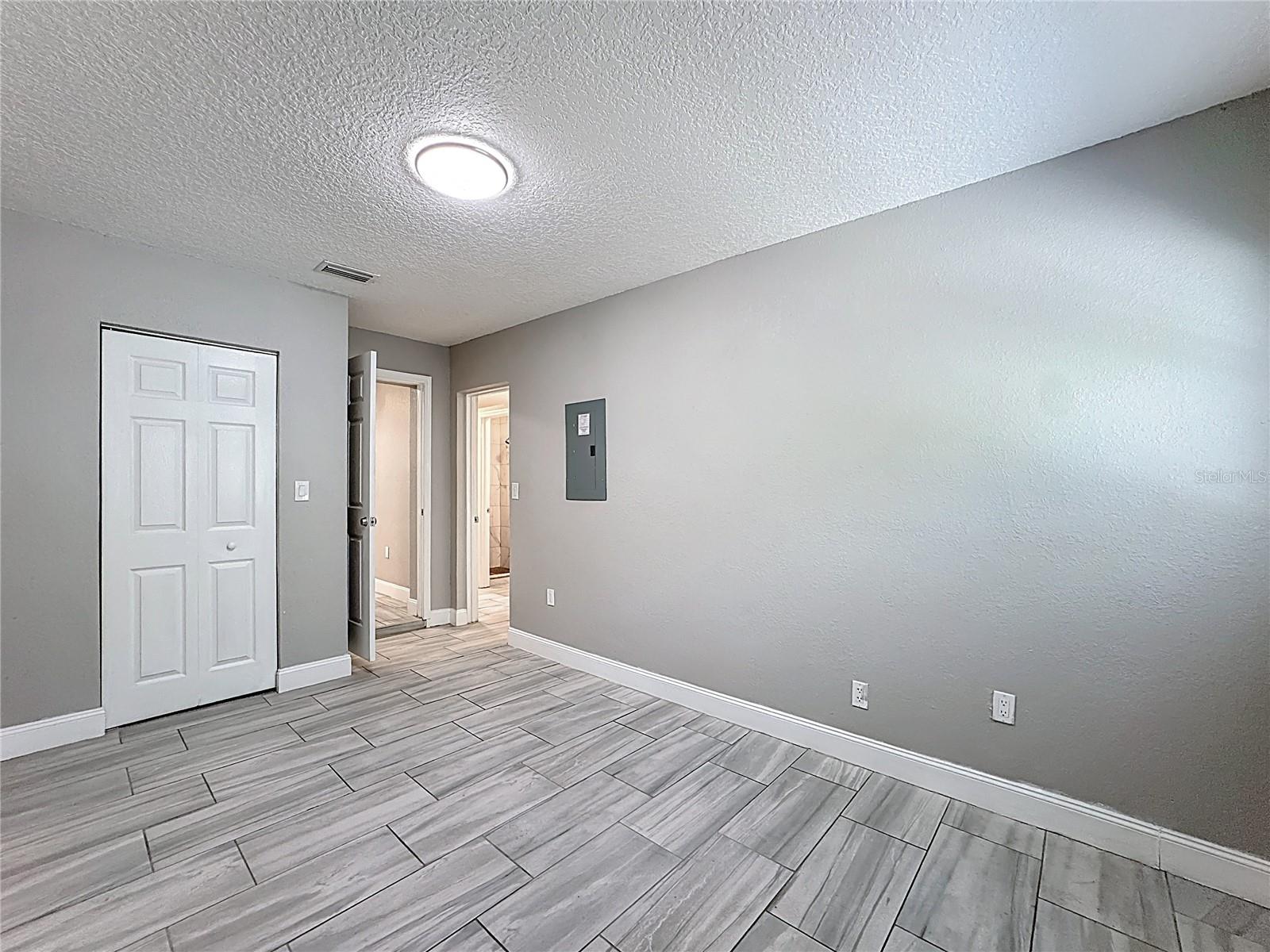 Image 26 of 34 For 611 Durango Way