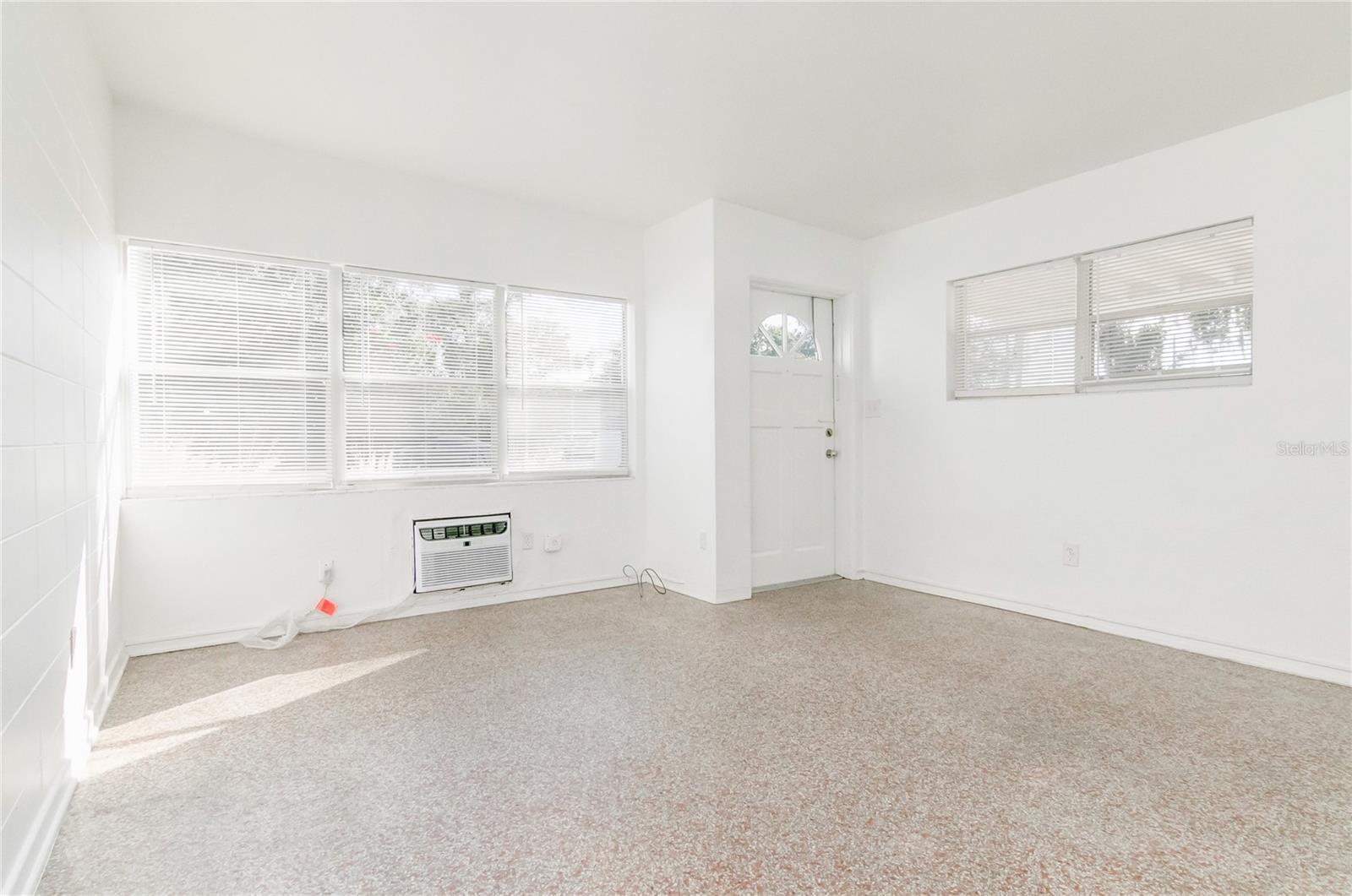Image 4 of 18 For 1239 Virginia Drive