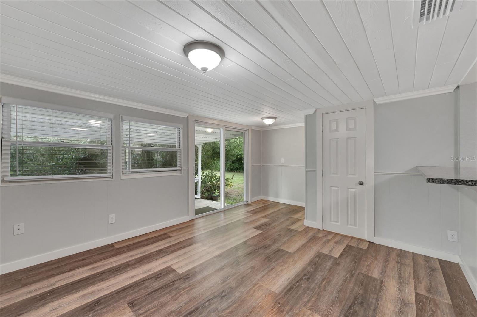 Image 11 of 34 For 1310 Coletta Dr