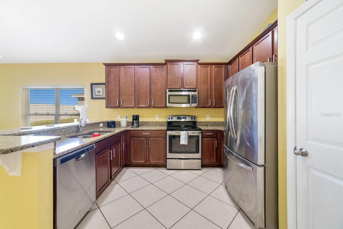 Image 3 of 20 For 540 Vitoria Road