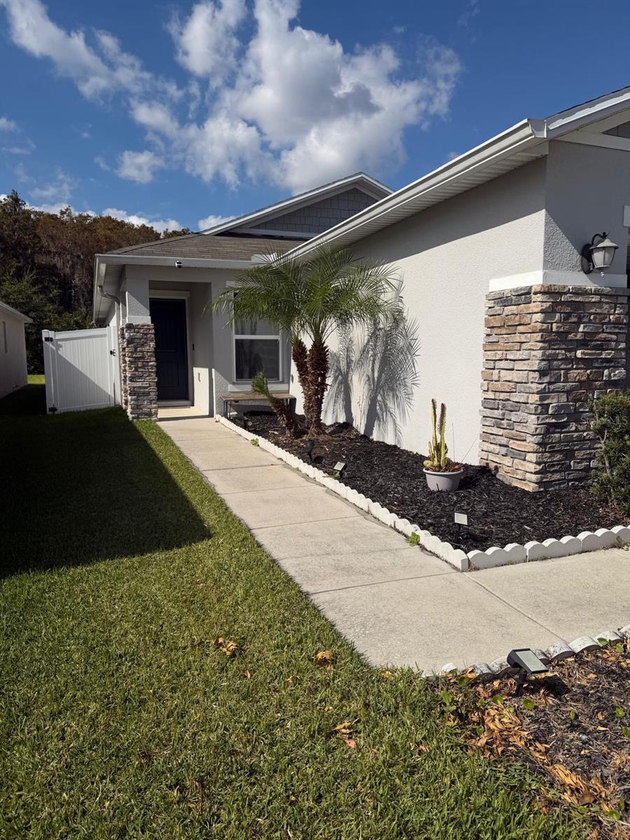 Image 46 of 51 For 3028 Lakes Crest Avenue