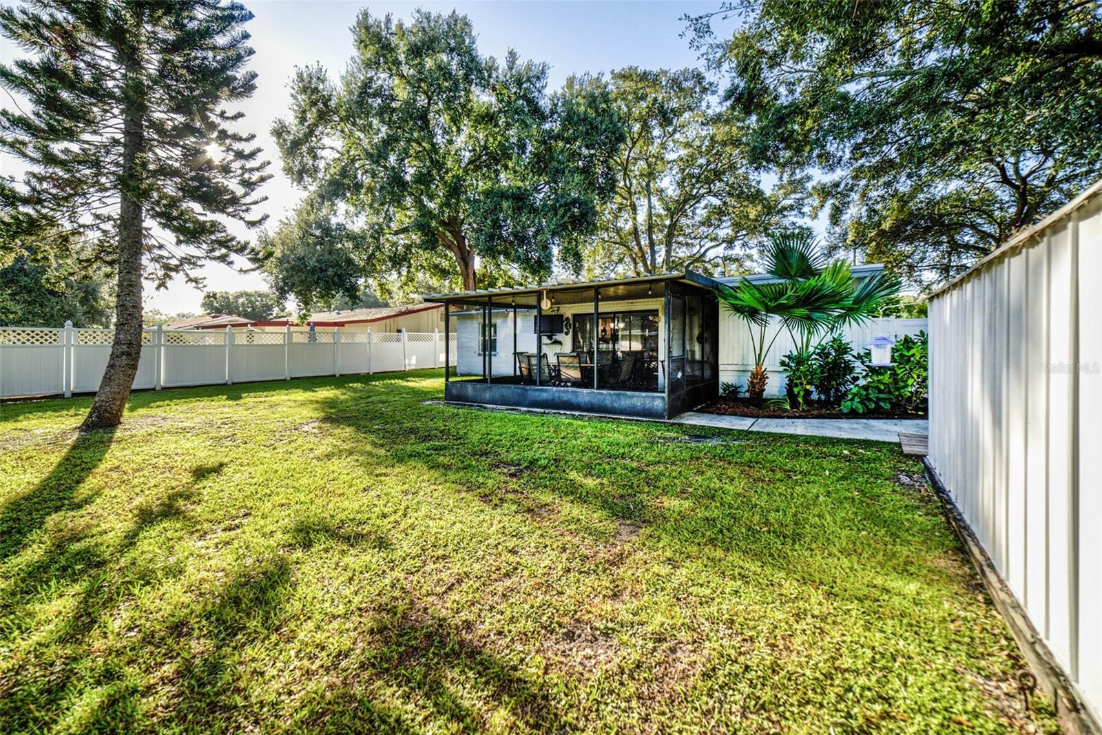 Image 22 of 22 For 2472 Whitman Street