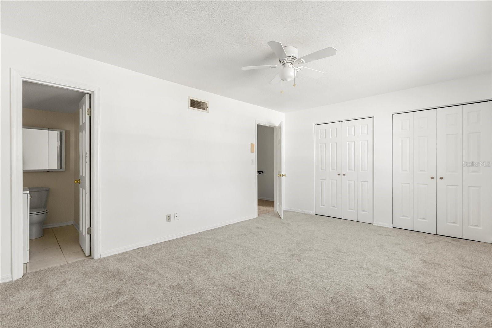 Image 15 of 27 For 2250 Palmetto Avenue I-11