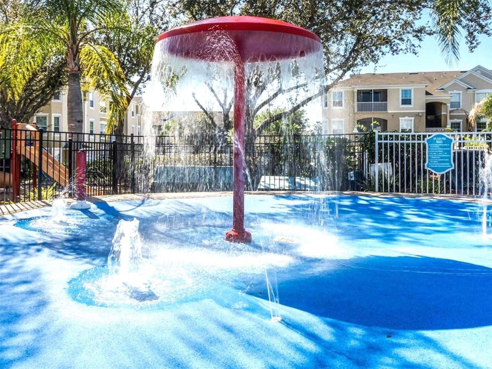 Image 19 of 24 For 8023 King Palm Circle