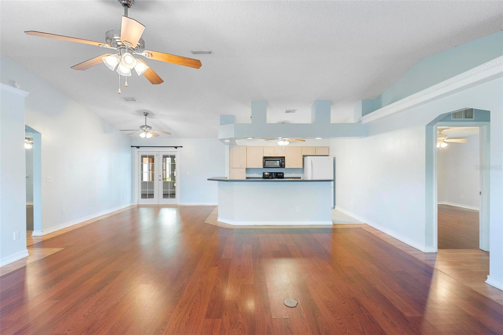 Image 12 of 47 For 2820 Tamarind Drive