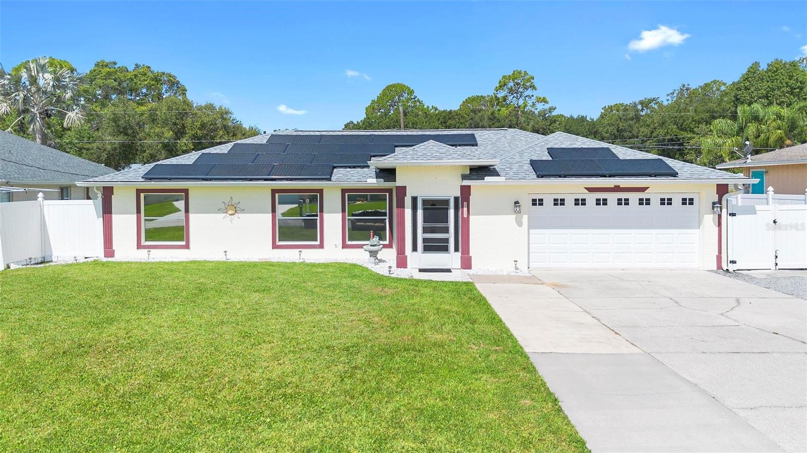 Image 2 of 47 For 2820 Tamarind Drive