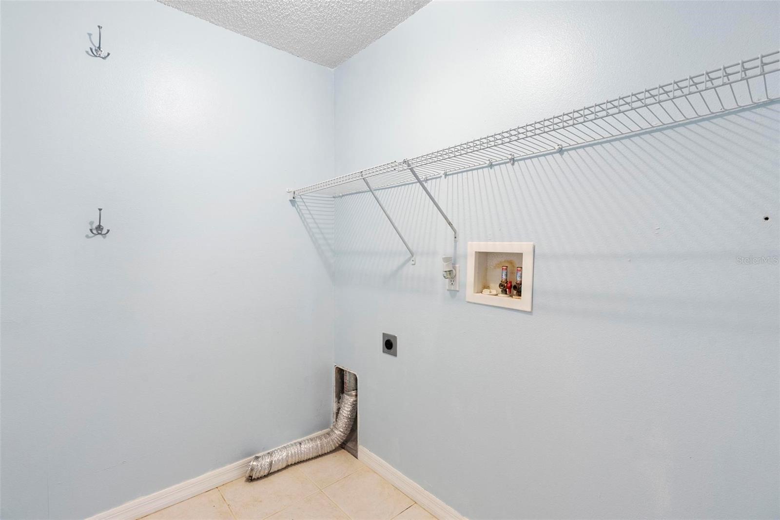 Image 31 of 47 For 2820 Tamarind Drive