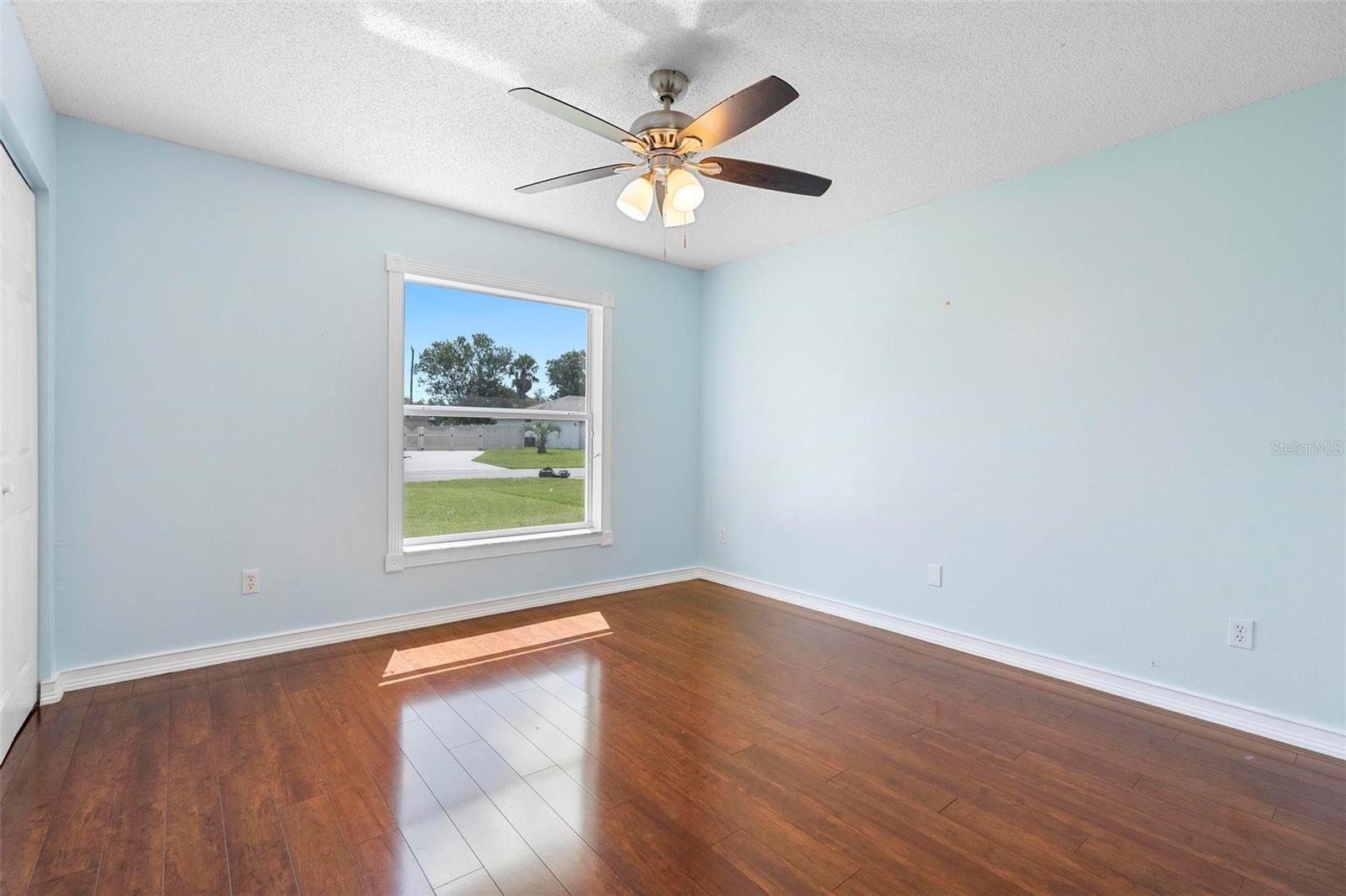 Image 35 of 47 For 2820 Tamarind Drive