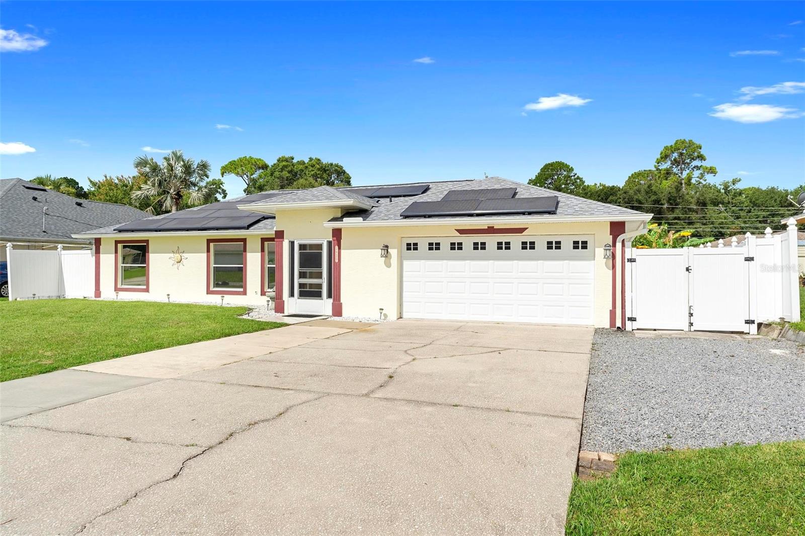 Image 4 of 47 For 2820 Tamarind Drive
