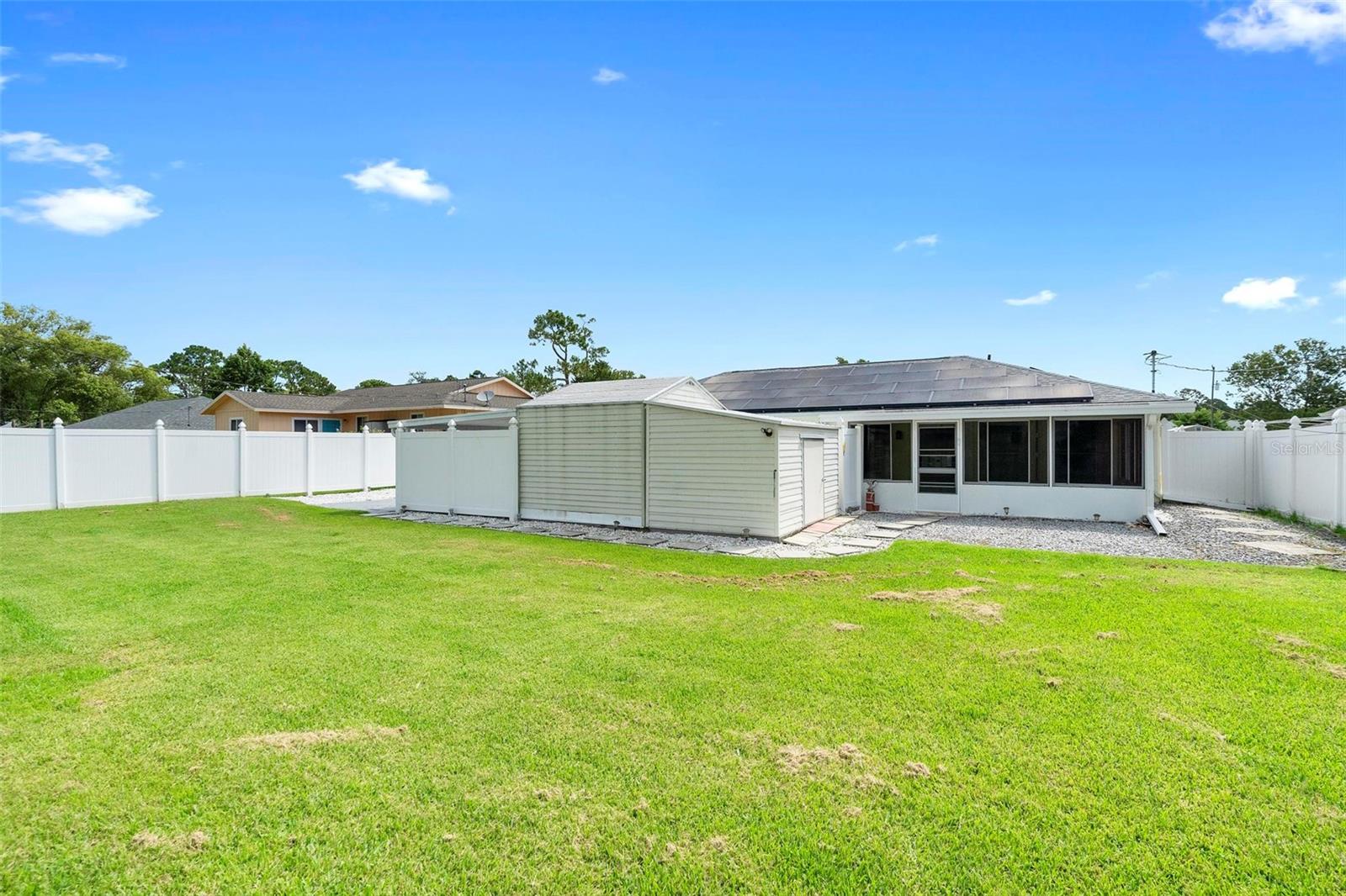 Image 44 of 47 For 2820 Tamarind Drive