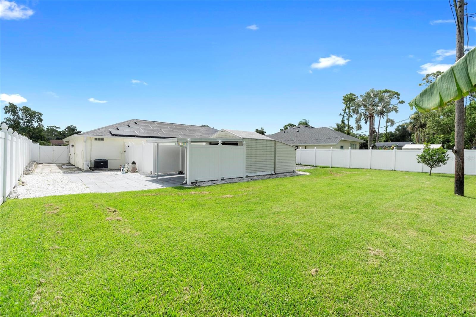 Image 45 of 47 For 2820 Tamarind Drive