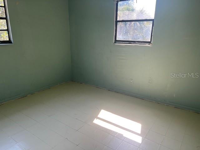 Image 8 of 10 For 1089 De Leon