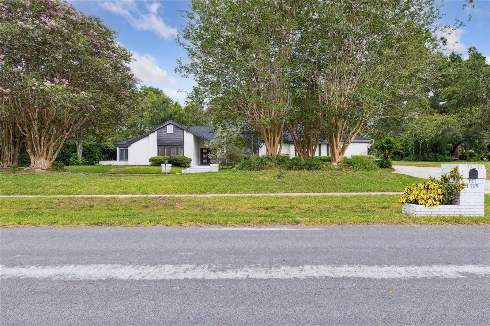 Image 10 of 50 For 1795 Markham Glen Circle