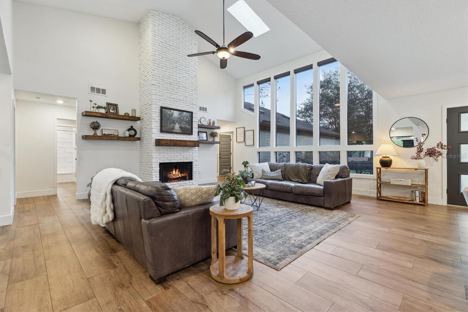 Image 2 of 50 For 1795 Markham Glen Circle