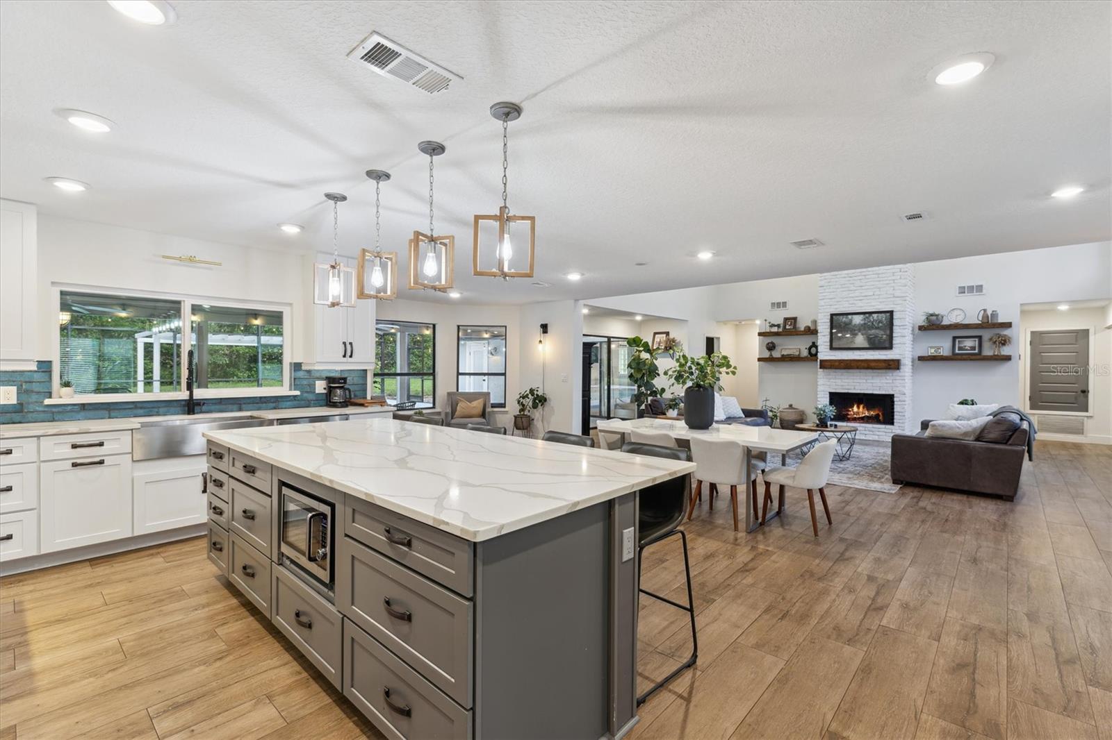 Image 21 of 50 For 1795 Markham Glen Circle