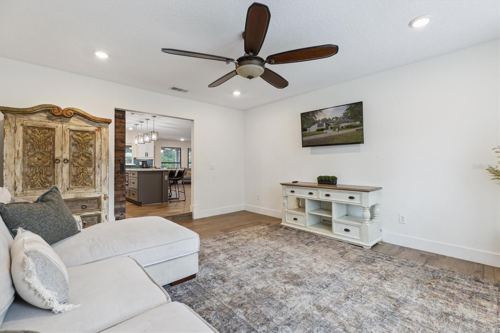 Image 22 of 50 For 1795 Markham Glen Circle