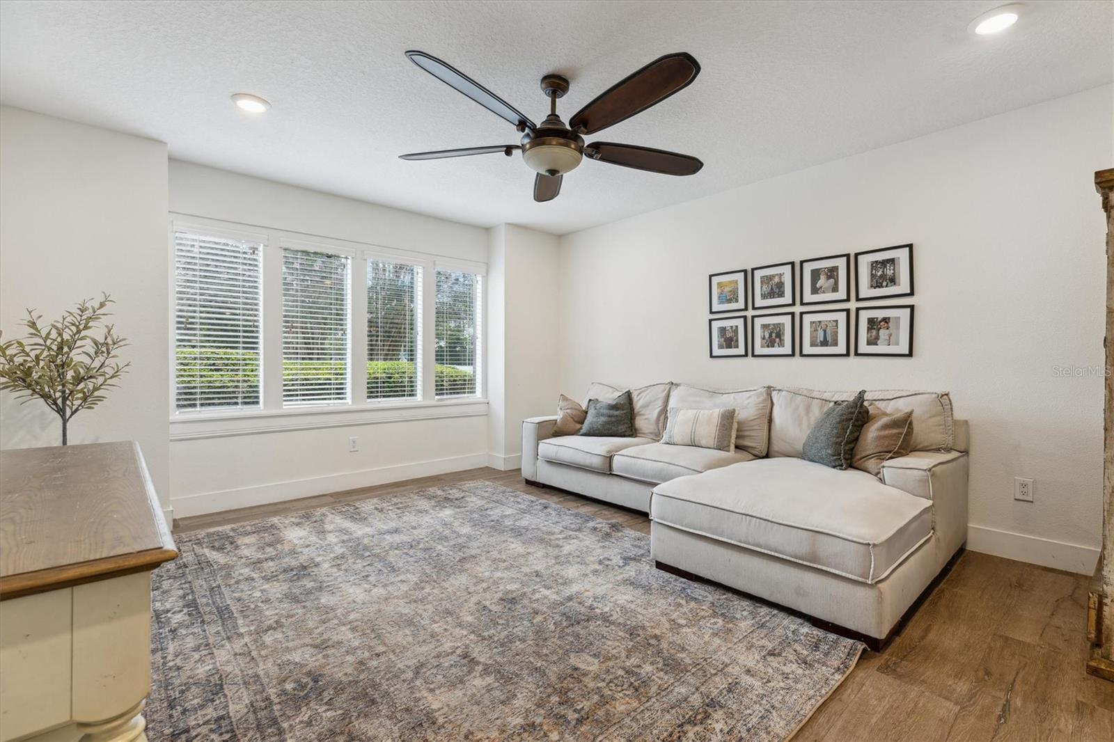 Image 23 of 50 For 1795 Markham Glen Circle